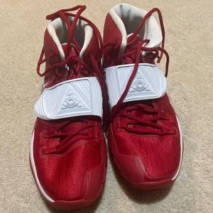 Kyrie 6 TB size 12